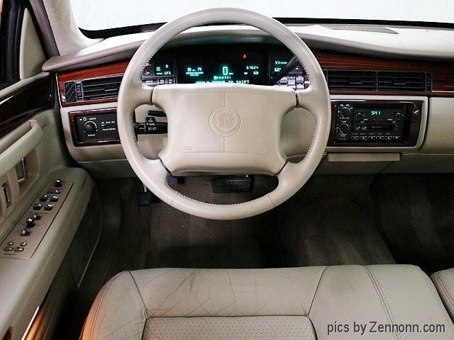1995 Cadillac DeVille (CC-1163824) for sale in Addison, Illinois