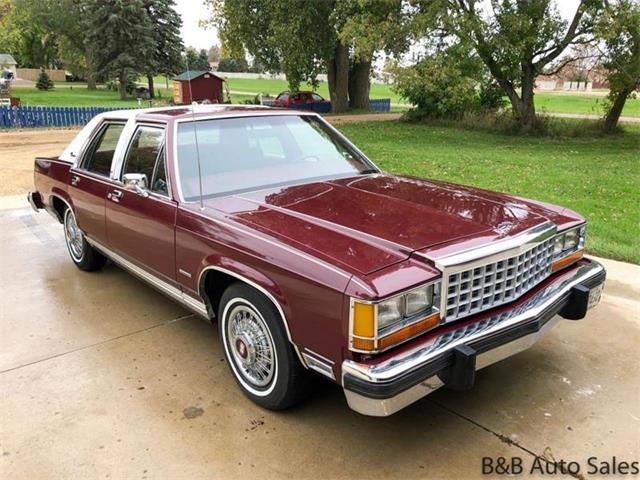 1983 Ford Crown Victoria (CC-1164116) for sale in Brookings, South Dakota