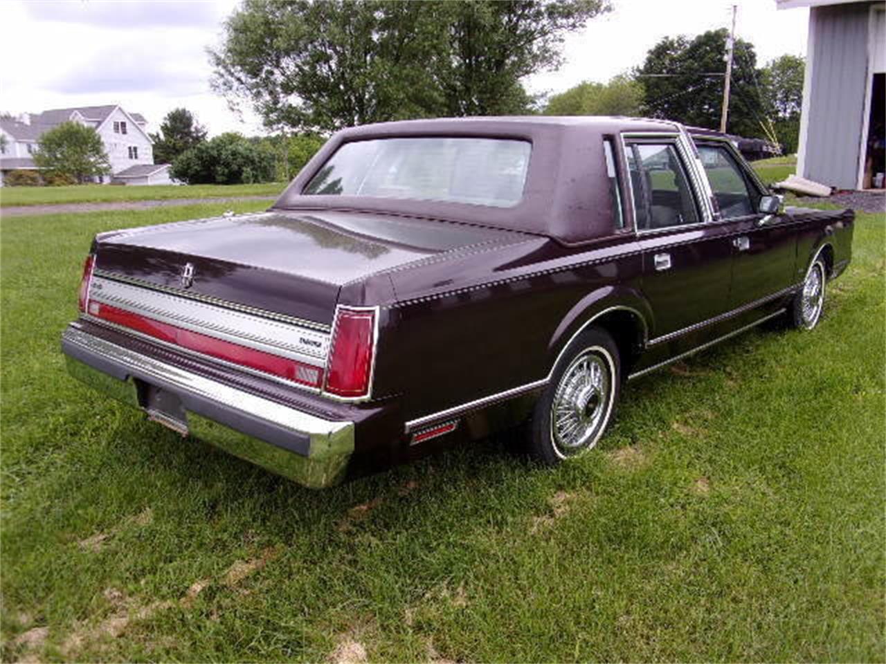 Lincoln town car 1988