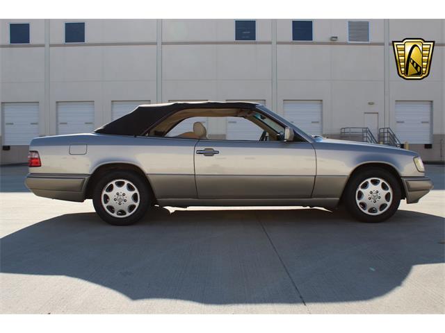 1994 Mercedes-Benz E320 (CC-1164755) for sale in Houston, Texas