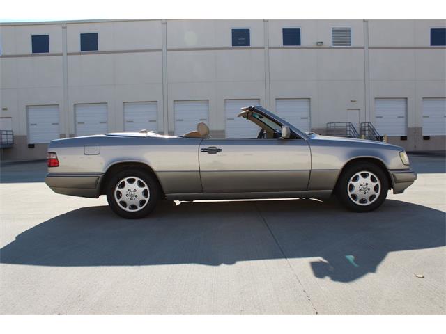 1994 Mercedes-Benz E320 (CC-1164755) for sale in Houston, Texas