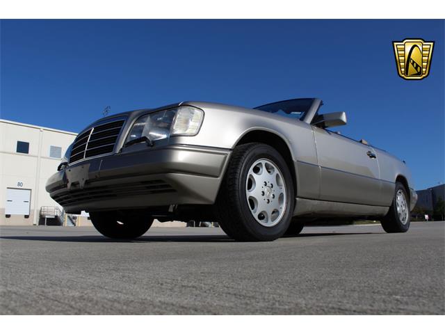 1994 Mercedes-Benz E320 (CC-1164755) for sale in Houston, Texas