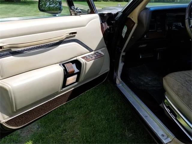 1975 Chrysler New Yorker (CC-1164968) for sale in New Ulm, Minnesota