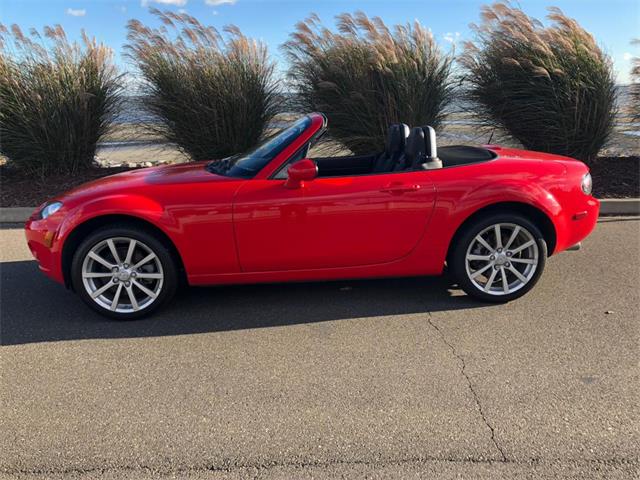 2006 Mazda Miata (CC-1160614) for sale in Milford City, Connecticut