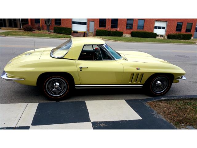 1965 Chevrolet Corvette (CC-1166651) for sale in N. Kansas City, Missouri