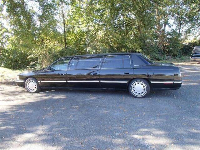 1998 Cadillac DeVille (CC-1166827) for sale in Cadillac, Michigan