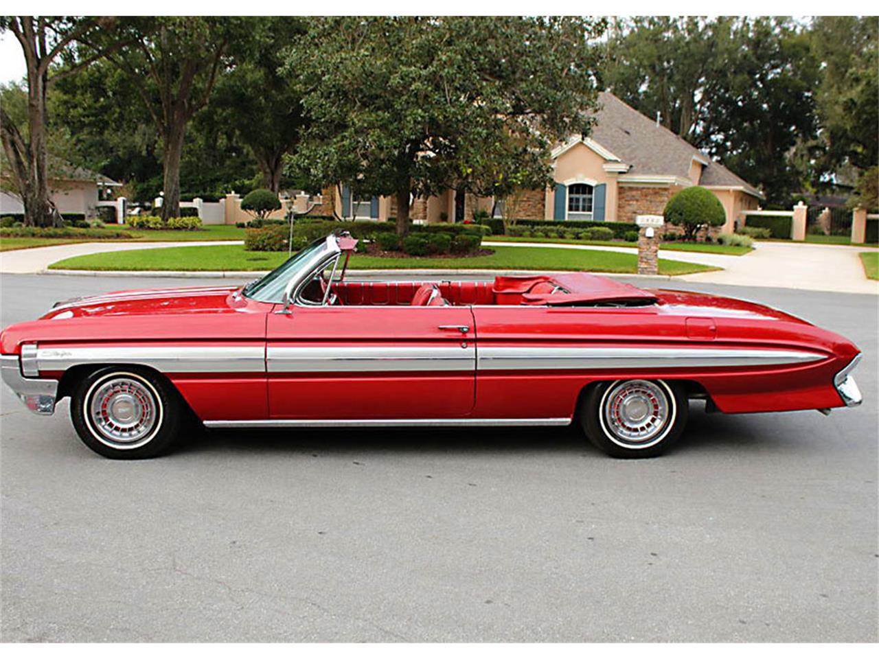 1961 Oldsmobile Starfire for Sale | ClassicCars.com | CC-1168354