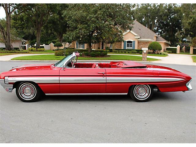 1961 Oldsmobile Starfire (CC-1168354) for sale in Lakeland, Florida