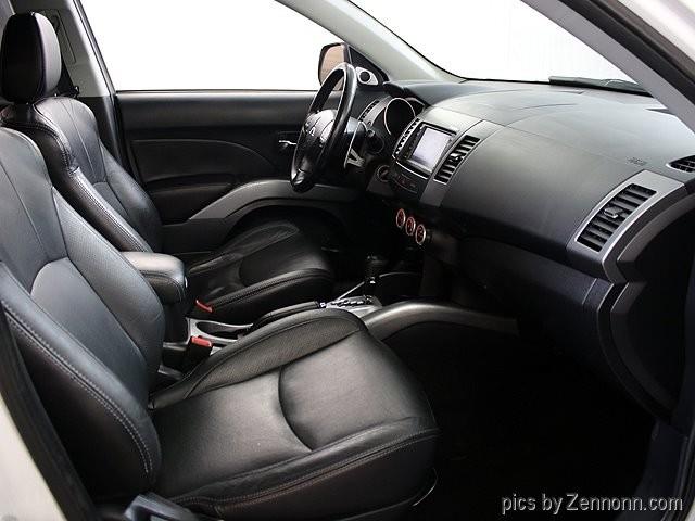 2009 Mitsubishi Outlander (CC-1169256) for sale in Addison, Illinois