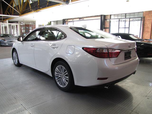 2015 Lexus ES350 (CC-1172705) for sale in Hollywood, California