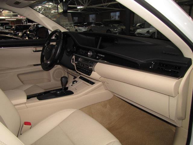 2015 Lexus ES350 (CC-1172705) for sale in Hollywood, California