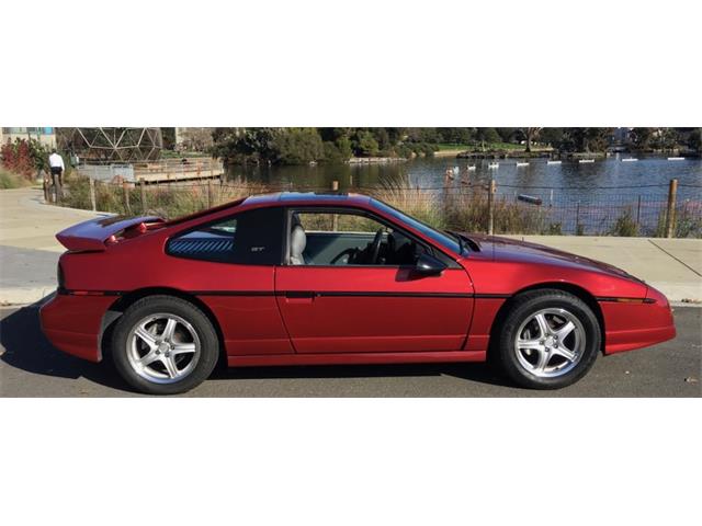 1988 Pontiac Fiero (CC-1173806) for sale in oakland, California