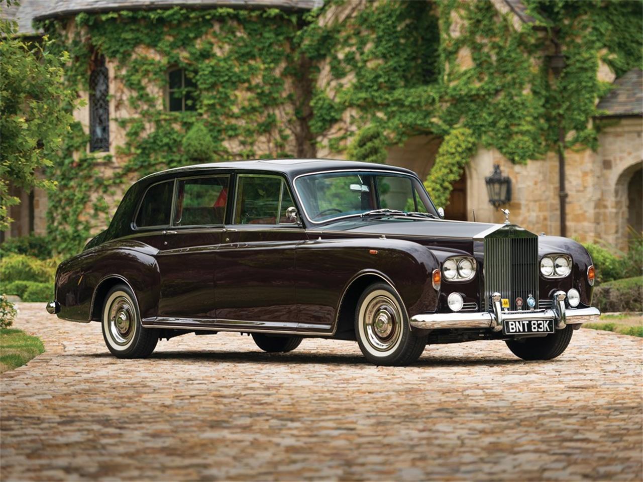 Rolls Royce Phantom Silver cloud