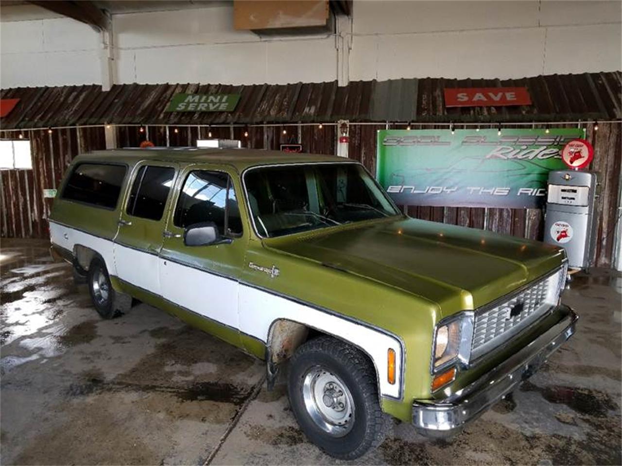 1973 Chevrolet Suburban for Sale CC1175605