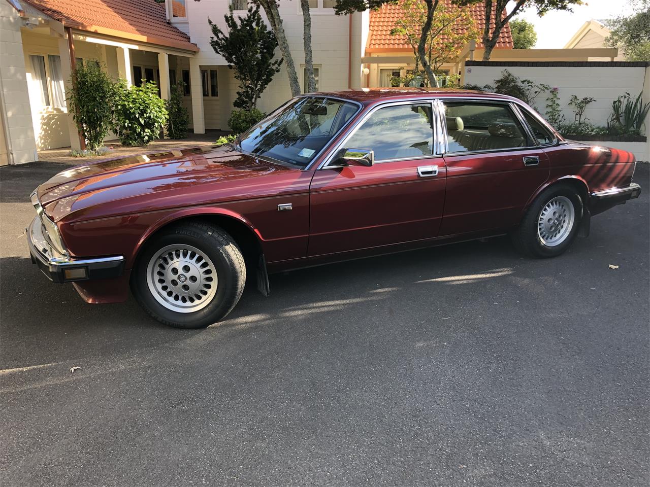 Jaguar xj 1990