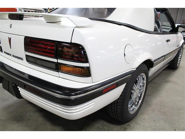 1990 Pontiac Sunbird (CC-1177138) for sale in Kentwood, Michigan