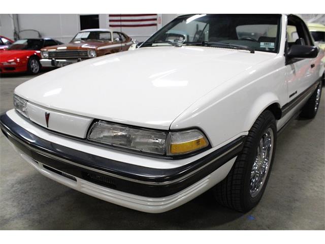 1990 Pontiac Sunbird (CC-1177138) for sale in Kentwood, Michigan
