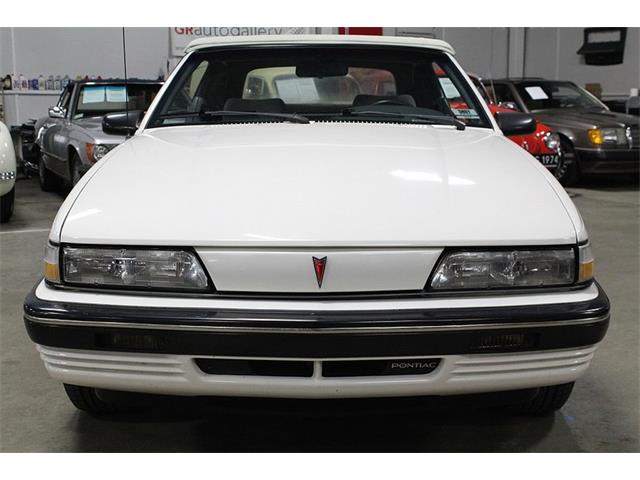 1990 Pontiac Sunbird (CC-1177138) for sale in Kentwood, Michigan