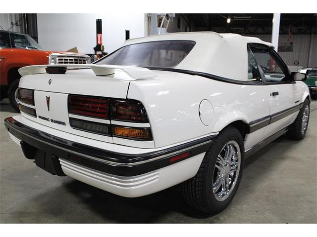 1990 Pontiac Sunbird (CC-1177138) for sale in Kentwood, Michigan