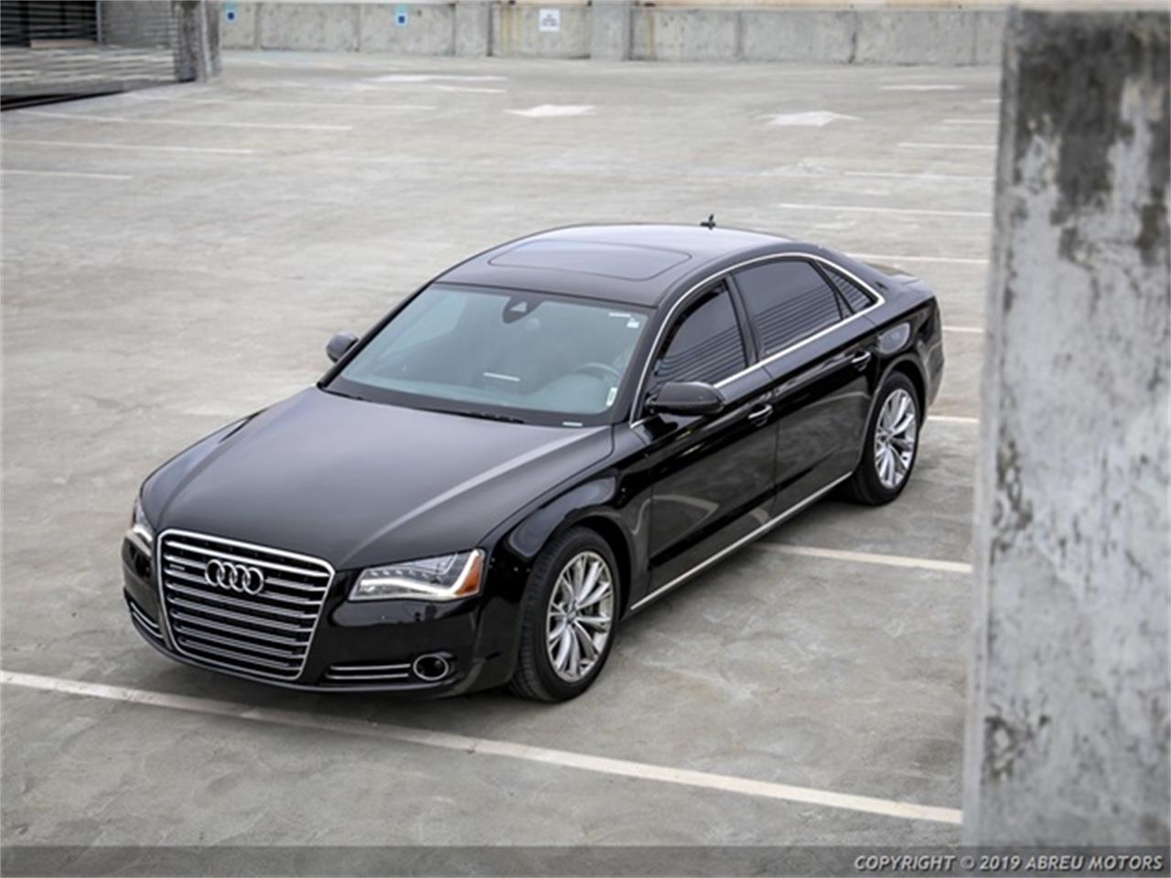 Audi a8 2012 года