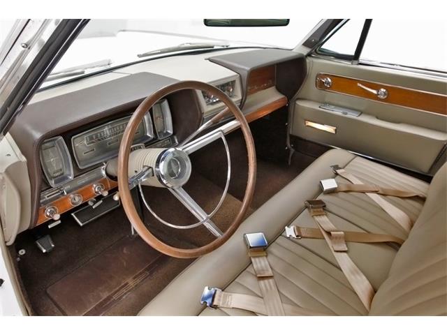 https://photos.classiccars.com/cc-temp/listing/117/7577/14986182-1961-lincoln-continental-thumb.jpg