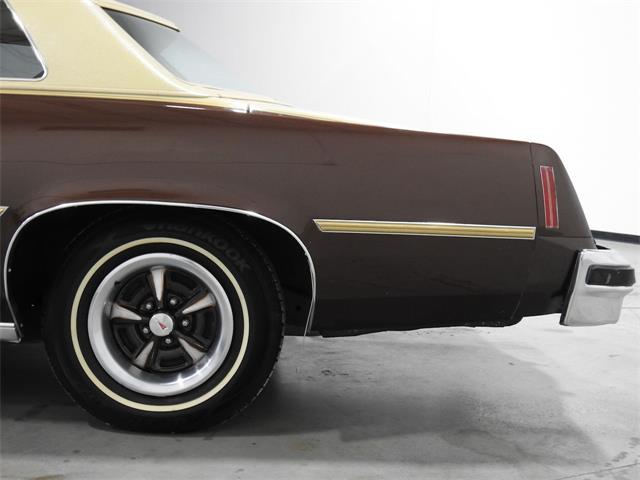 1977 Pontiac Grand Prix (CC-1170760) for sale in Kenosha, Wisconsin