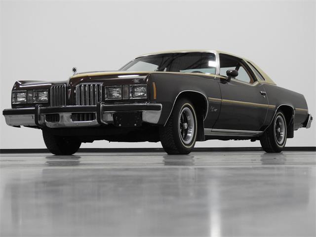 1977 Pontiac Grand Prix (CC-1170760) for sale in Kenosha, Wisconsin
