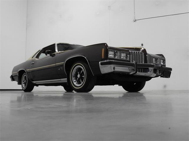1977 Pontiac Grand Prix (CC-1170760) for sale in Kenosha, Wisconsin