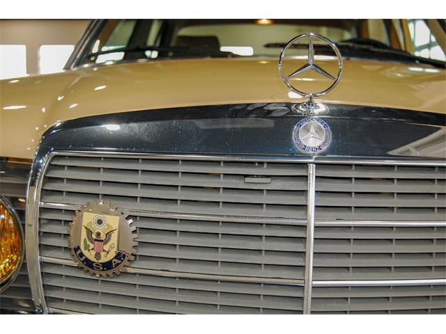 VINTAGE MERCEDES CAR GRILLE BADGE EMBLEM