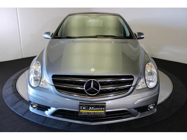 2010 Mercedes-Benz R-Class (CC-1179075) for sale in Anaheim, California