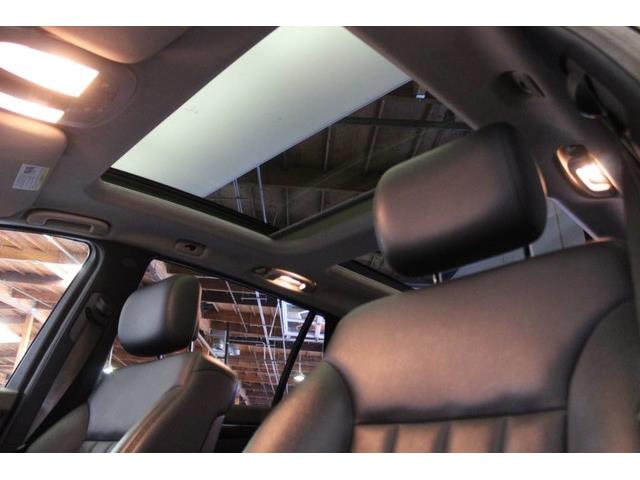 2010 Mercedes-Benz R-Class (CC-1179075) for sale in Anaheim, California