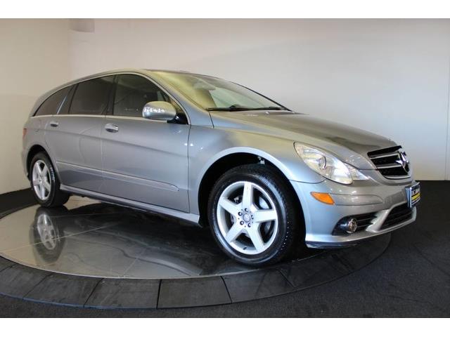 2010 Mercedes-Benz R-Class (CC-1179075) for sale in Anaheim, California