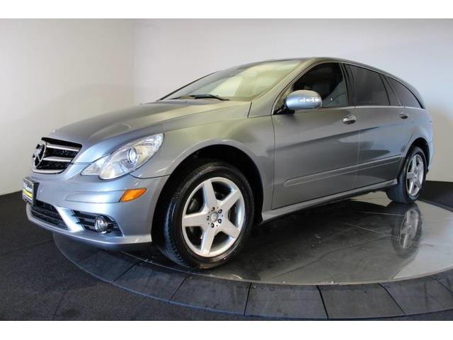 2010 Mercedes-Benz R-Class (CC-1179075) for sale in Anaheim, California
