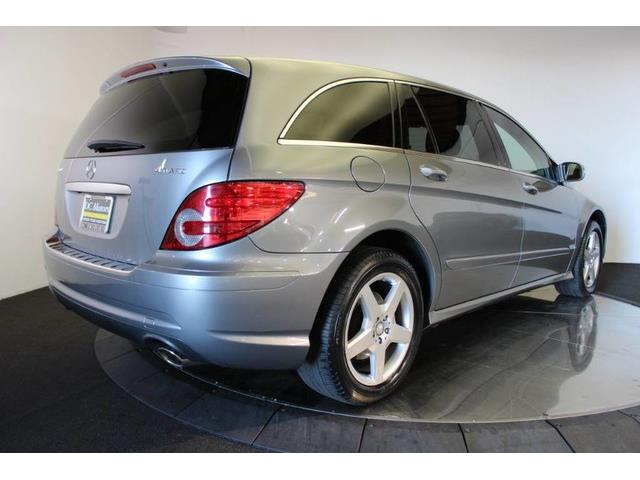 2010 Mercedes-Benz R-Class (CC-1179075) for sale in Anaheim, California