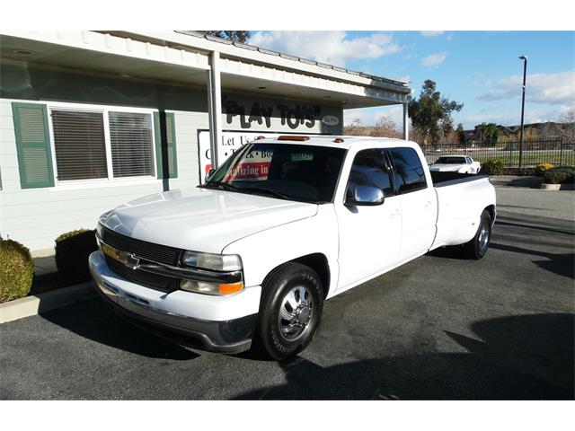 2001 Chevrolet 3500 (CC-1183437) for sale in Redlands, California