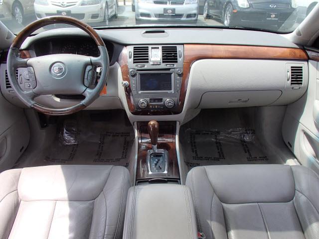 2006 Cadillac DTS (CC-1184615) for sale in Tacoma, Washington