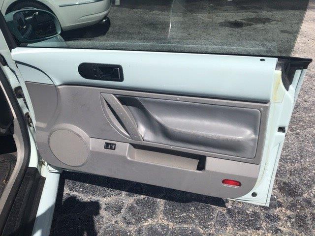 2005 Volkswagen Beetle (CC-1184806) for sale in Tavares, Florida