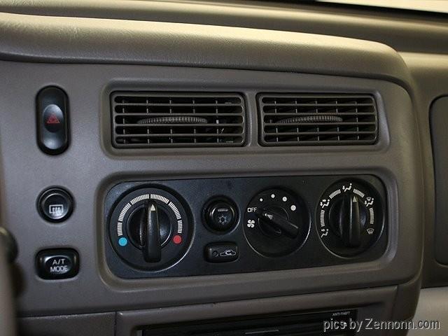 2000 Mitsubishi Montero (CC-1185819) for sale in Addison, Illinois