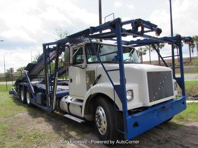 1996 Volvo Car Carrier Truck (CC-1186604) for sale in Orlando, Florida