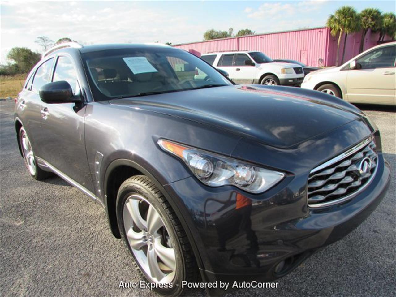 Infiniti fx35 2011