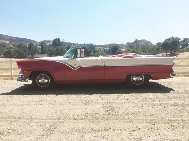 1955 Ford Sunliner (CC-1180806) for sale in Palm Springs, California