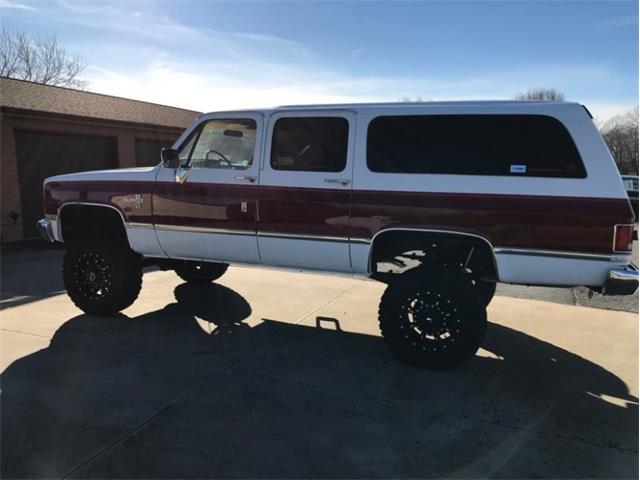 1988 Chevrolet Suburban (CC-1193317) for sale in Mundelein, Illinois
