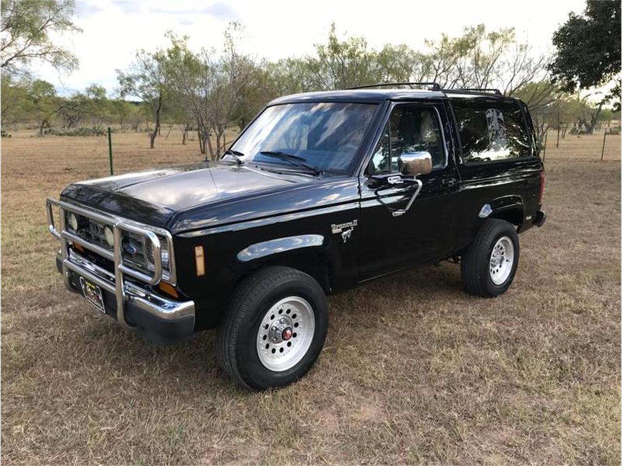 Ford Bronco 86