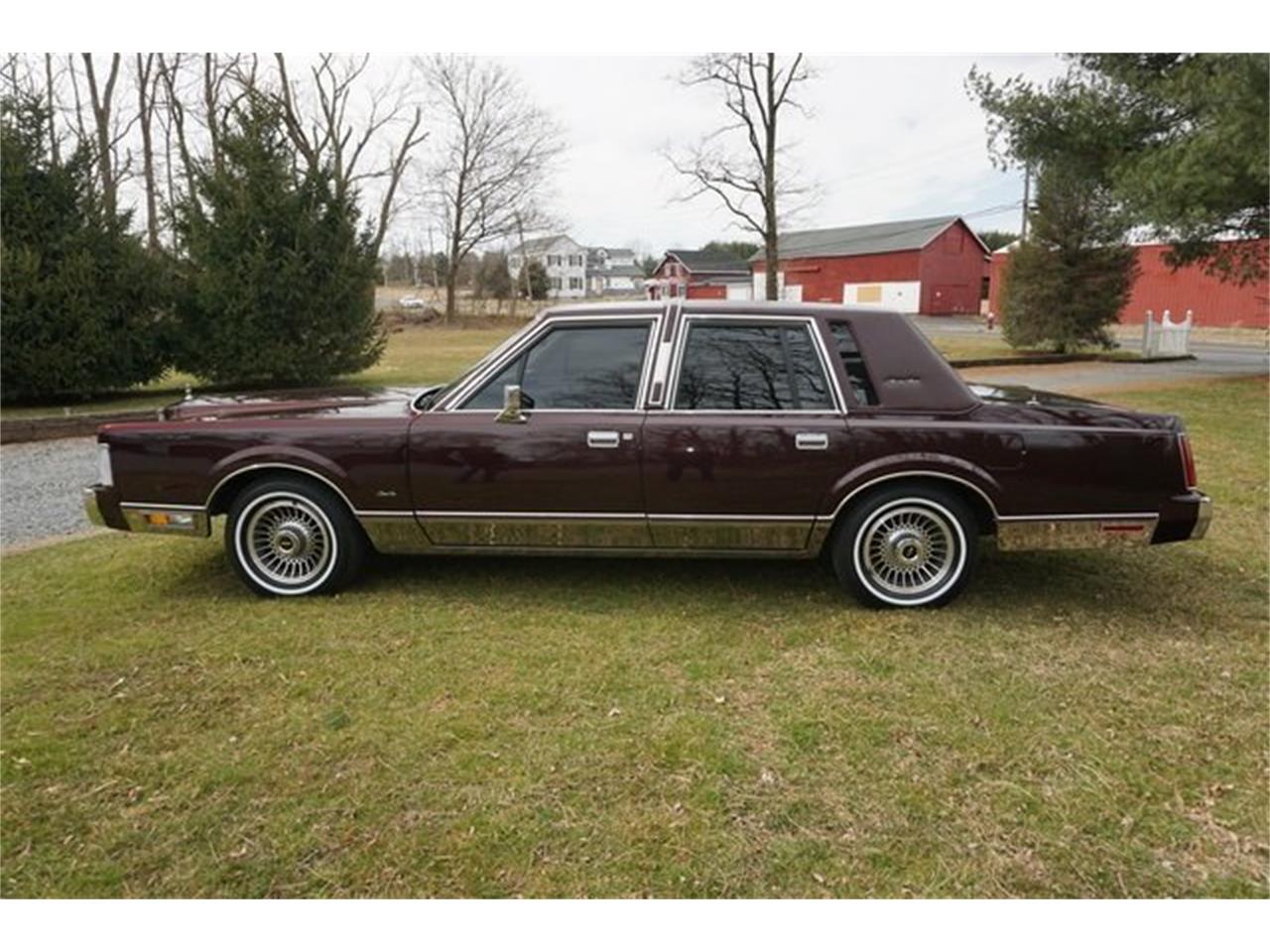 Lincoln town car 1987