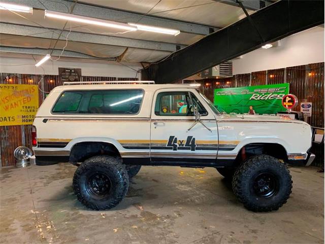 1976 Plymouth Trailduster (CC-1198667) for sale in Redmond, Oregon