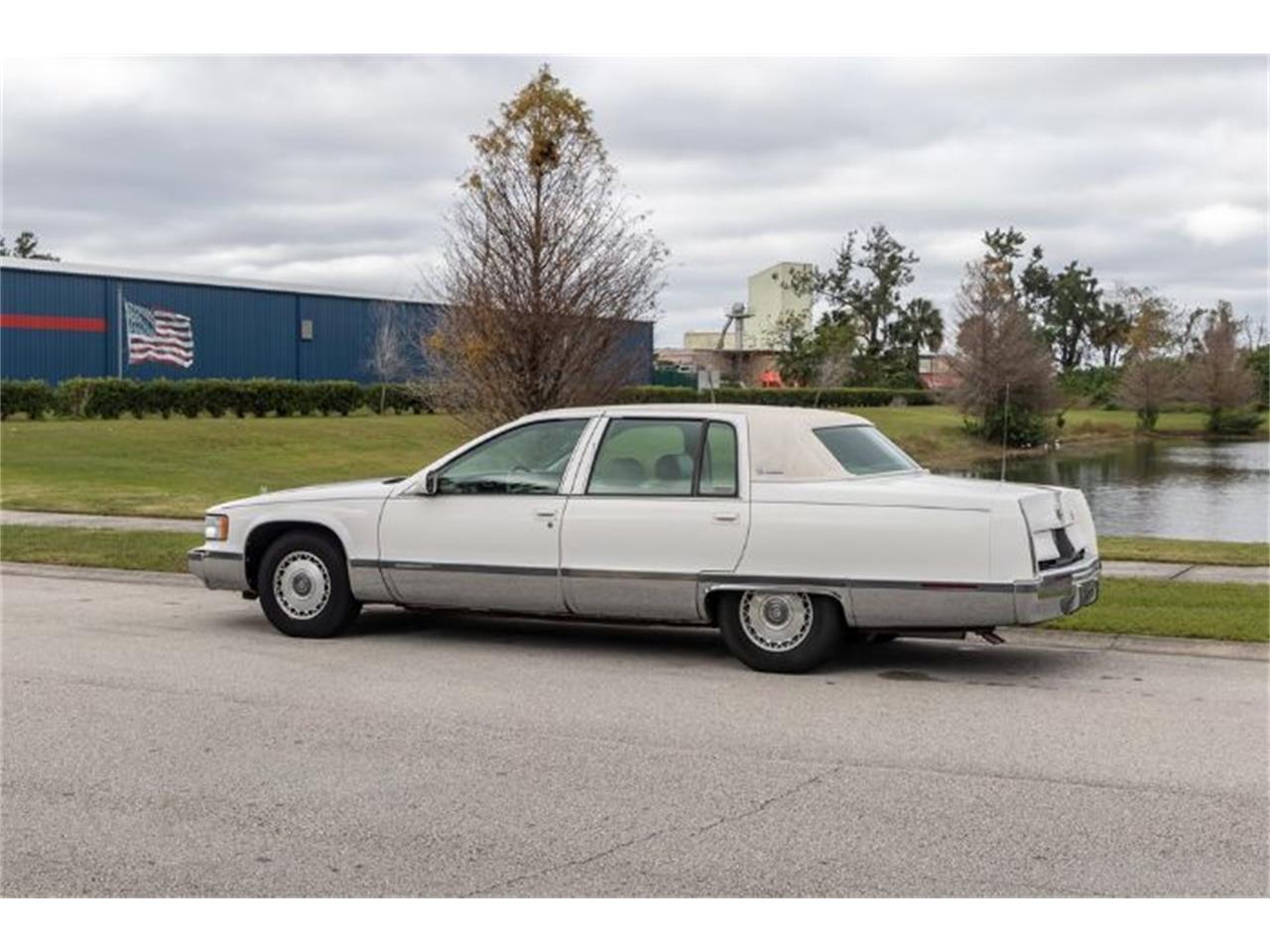 1995 Cadillac Fleetwood for Sale | ClassicCars.com | CC-1202312