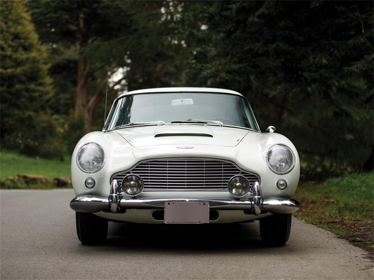 Aston martin db5 1964