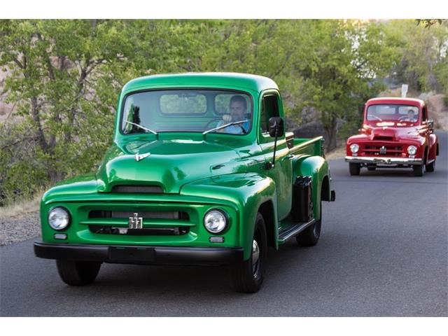 https://photos.classiccars.com/cc-temp/listing/120/4280/15826650-1953-international-harvester-r112-half-ton-thumb.jpg
