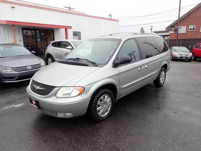 2004 Chrysler Town & Country (CC-1205099) for sale in Tacoma, Washington