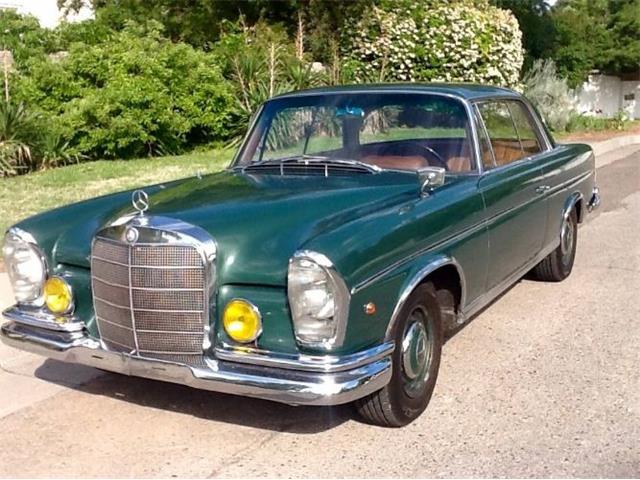 1966 Mercedes-Benz 250 (CC-1207224) for sale in Cadillac, Michigan